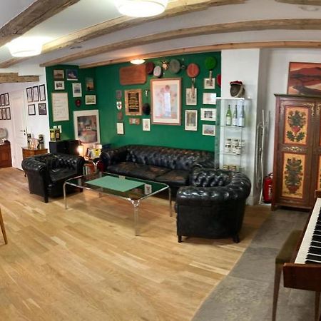 Wunderschoene Ferienwohnung In Winterhausen Mit Kueche, Bad Und Piano 외부 사진